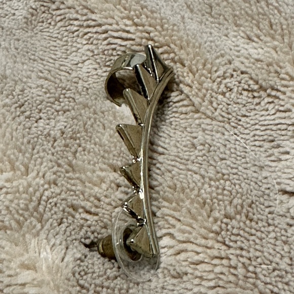 Ear cuff - Picture 4 of 4